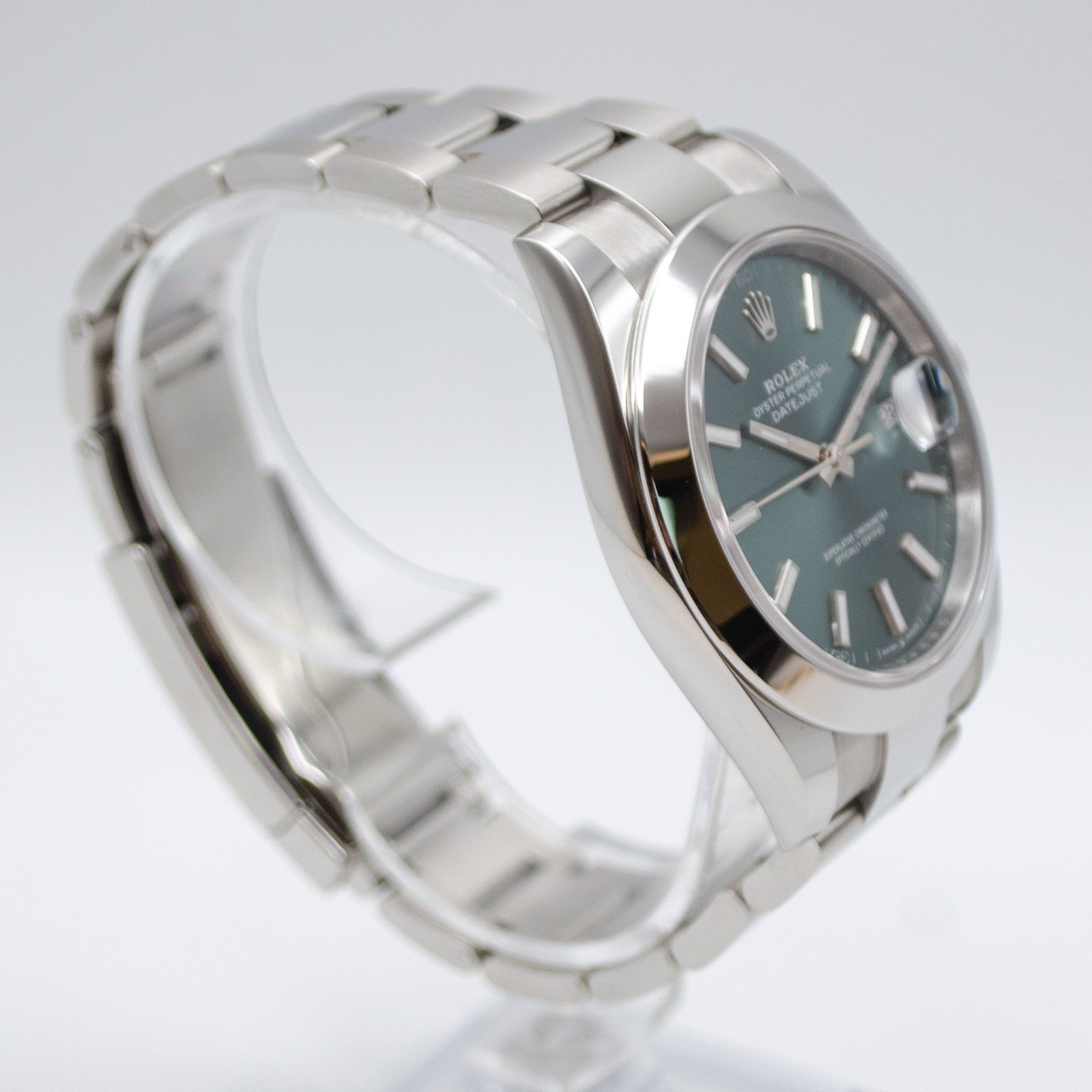 Rolex Datejust 41 Mint Green Smooth Oyster 2026 Full Set Unworn Ref. 126300