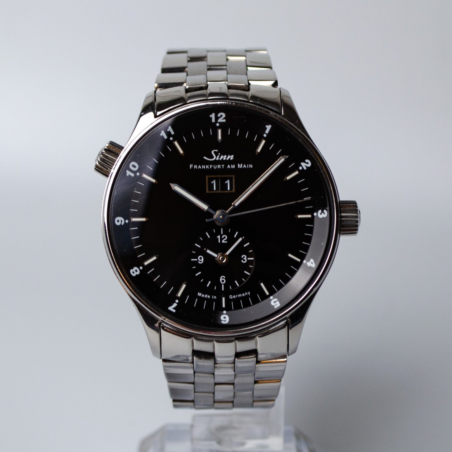 Sinn 6090 Frankfurt Financial District Big Date AM Main