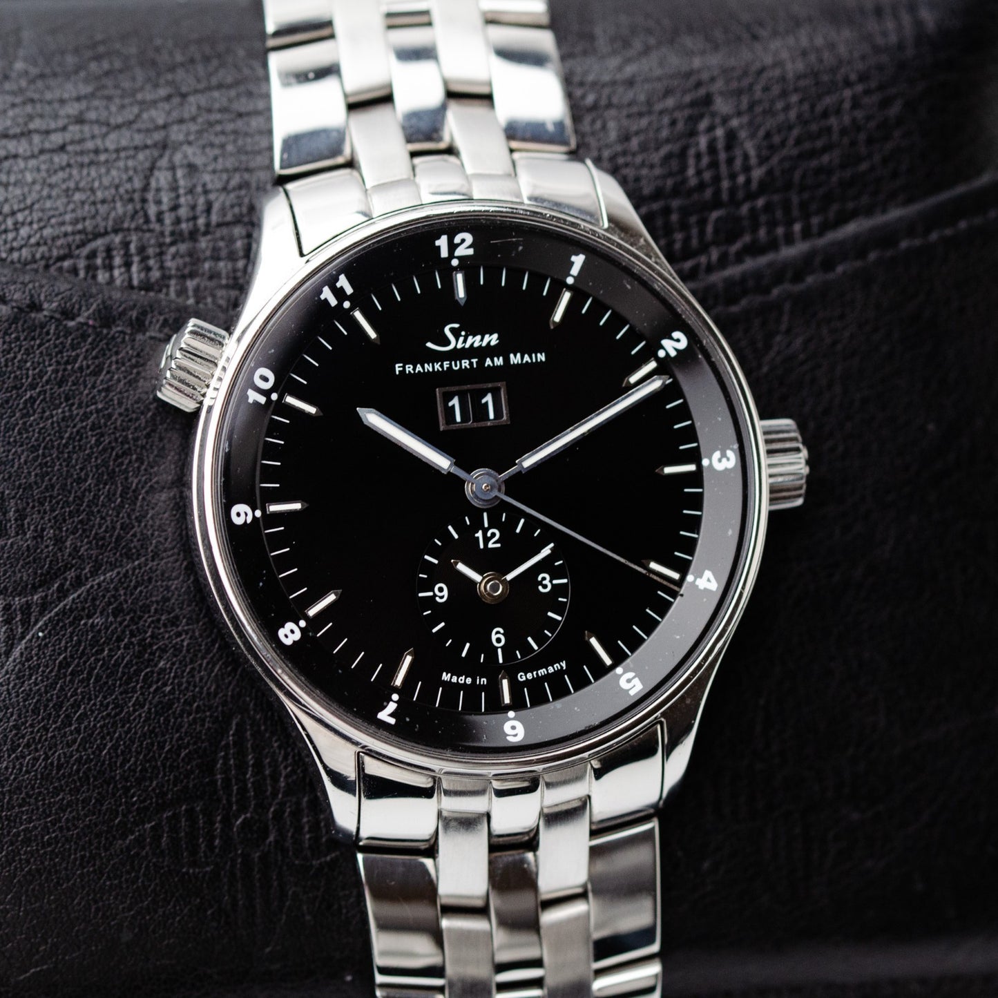 Sinn 6090 Frankfurt Financial District Big Date AM Main