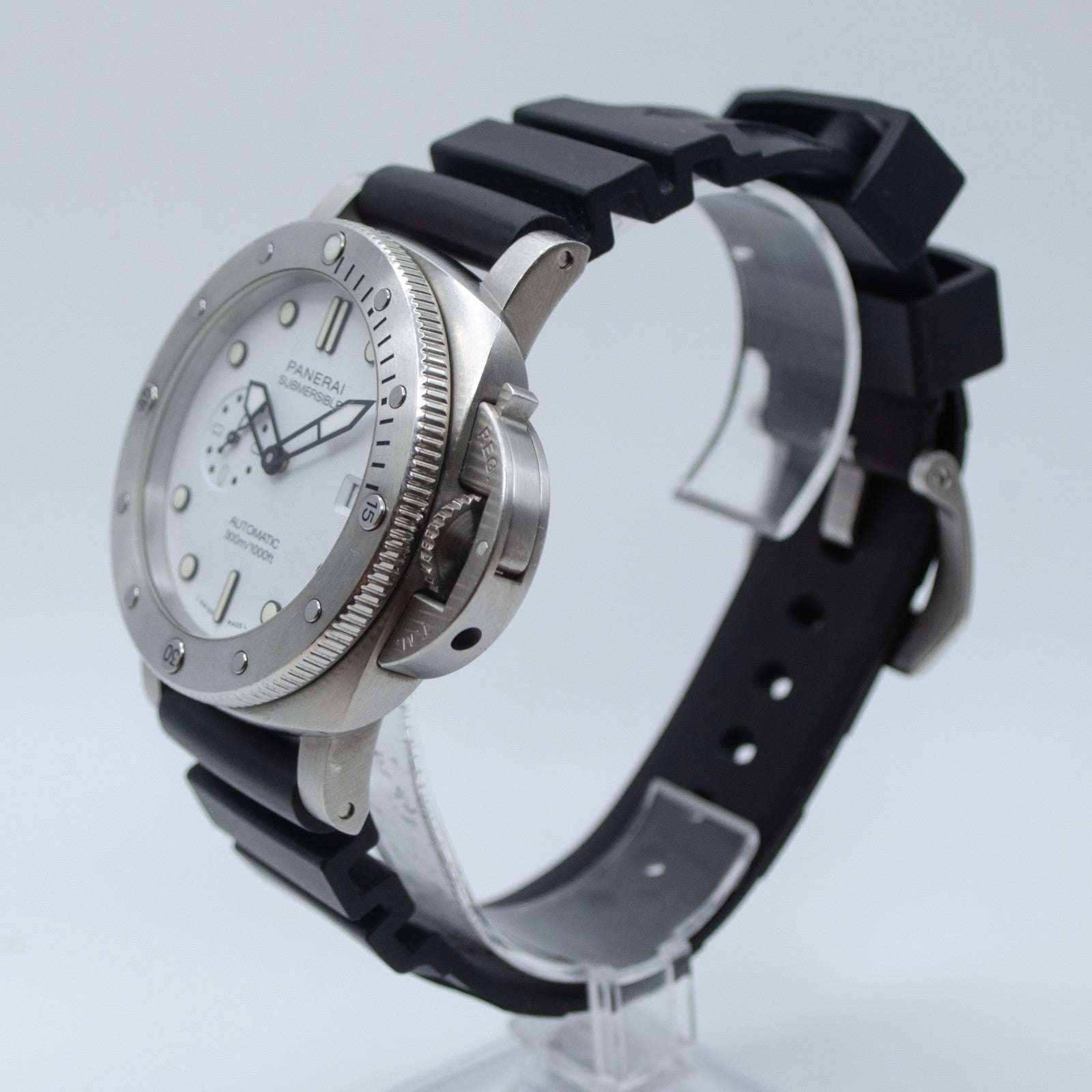 Panerai Submersible Quarantaquattro Bianco PAM 01226