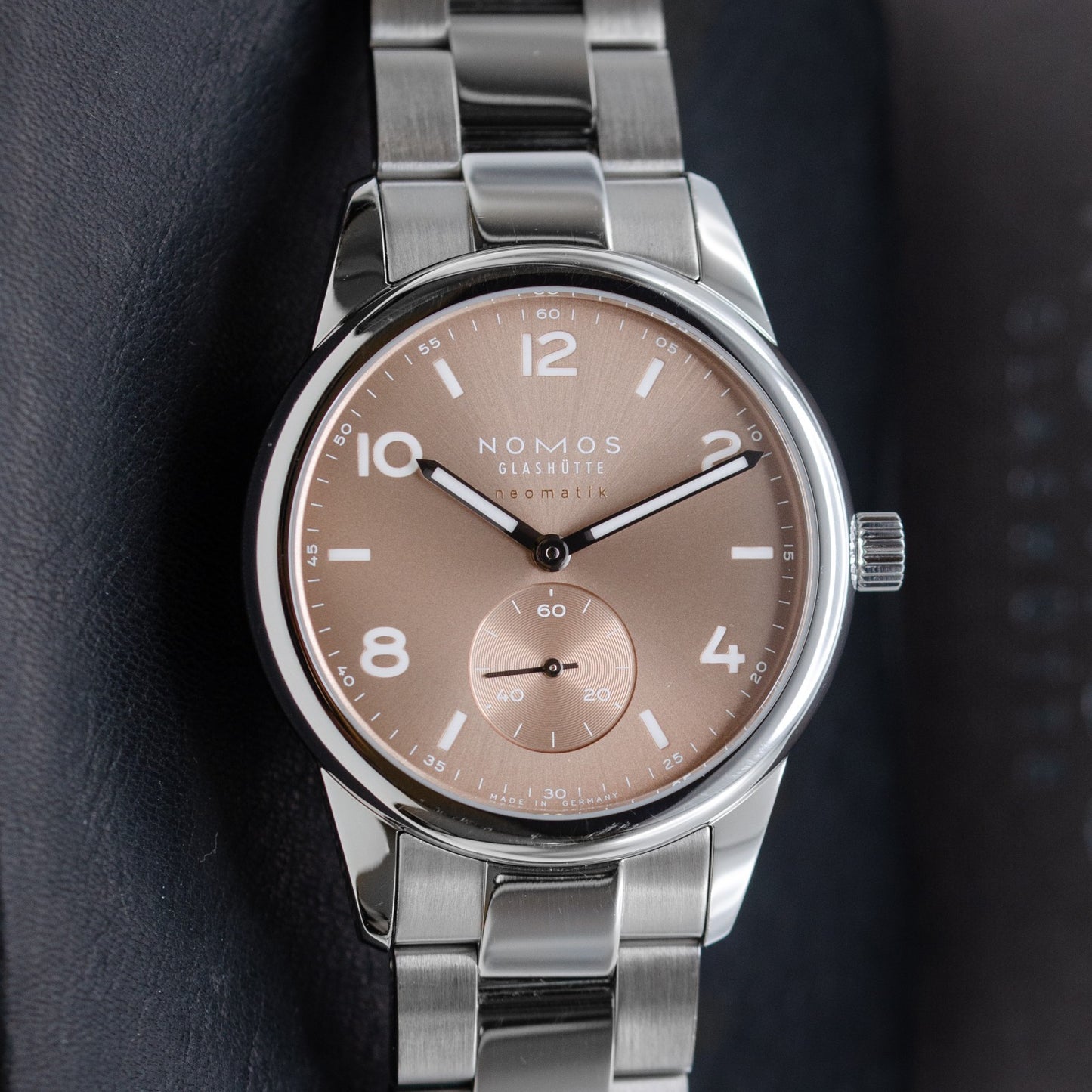 Nomos Club Sport Neomatik 39 Ember