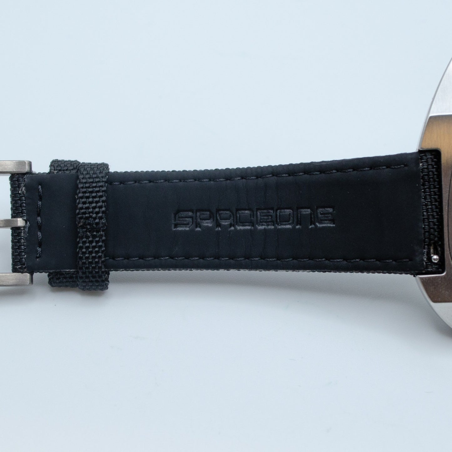 SpaceOne Jumping Hour Limited Topper Edition