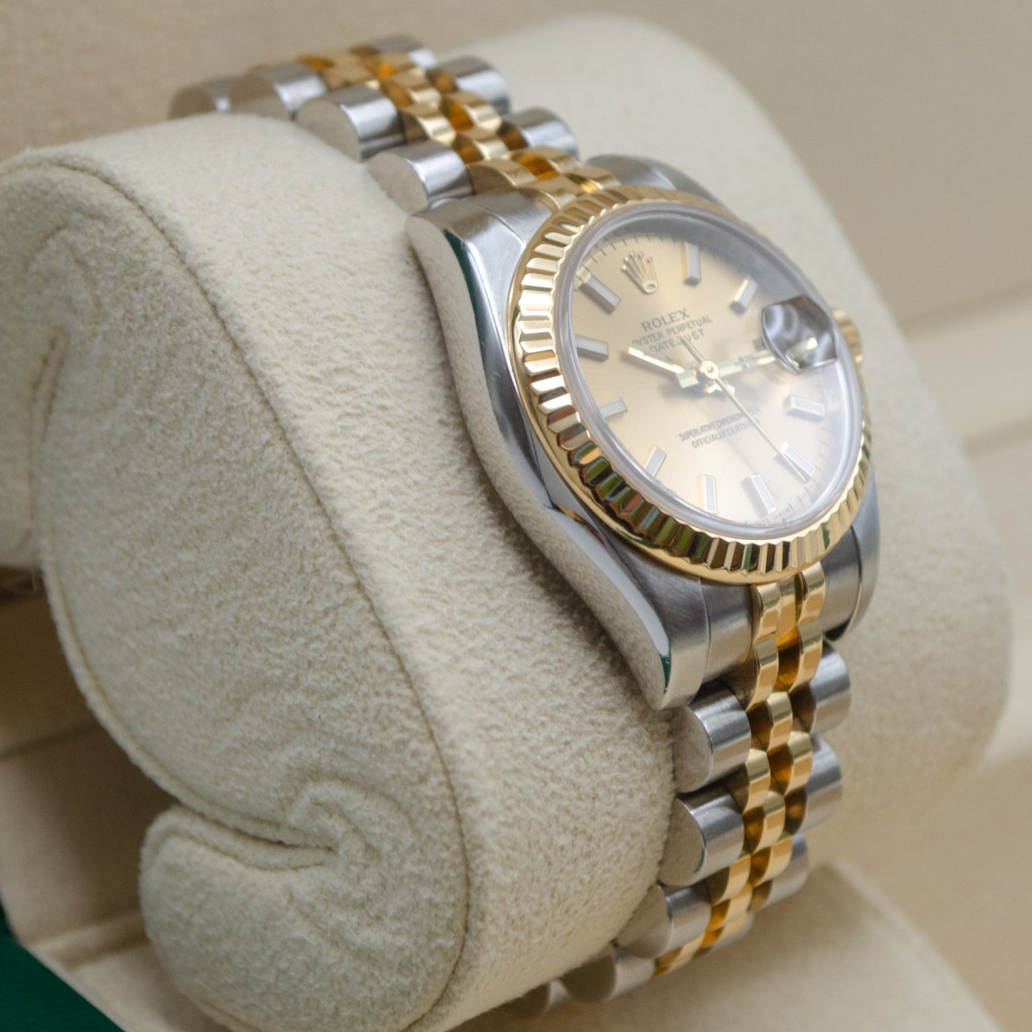Rolex Lady-Datejust 26mm Champagne Dial Fluted Jubilee 179173