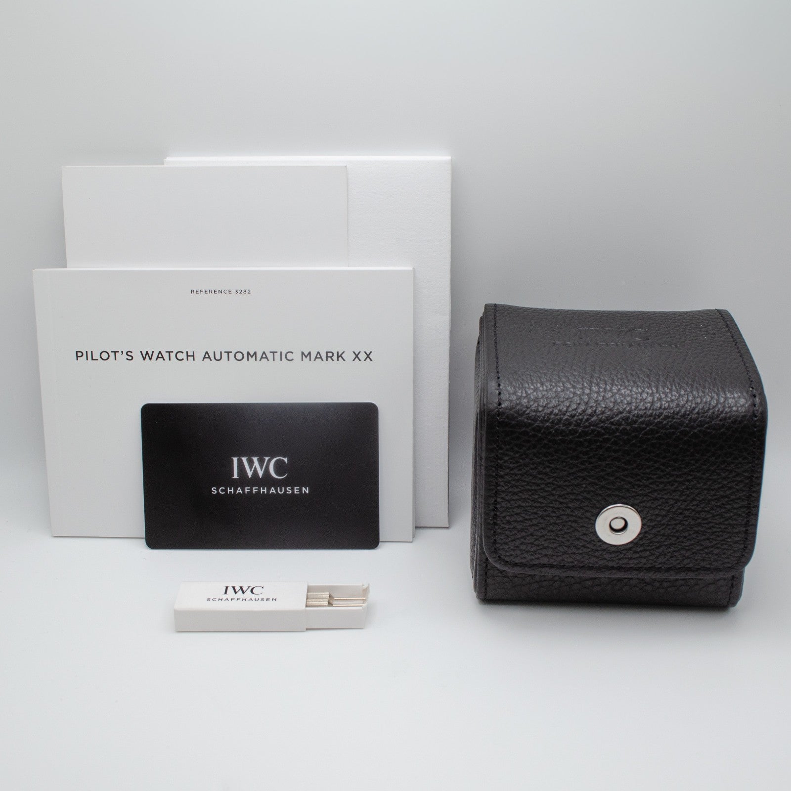 IWC Pilot Mark XX Blue Dial IW328204 - 2024 Full Set Excellent