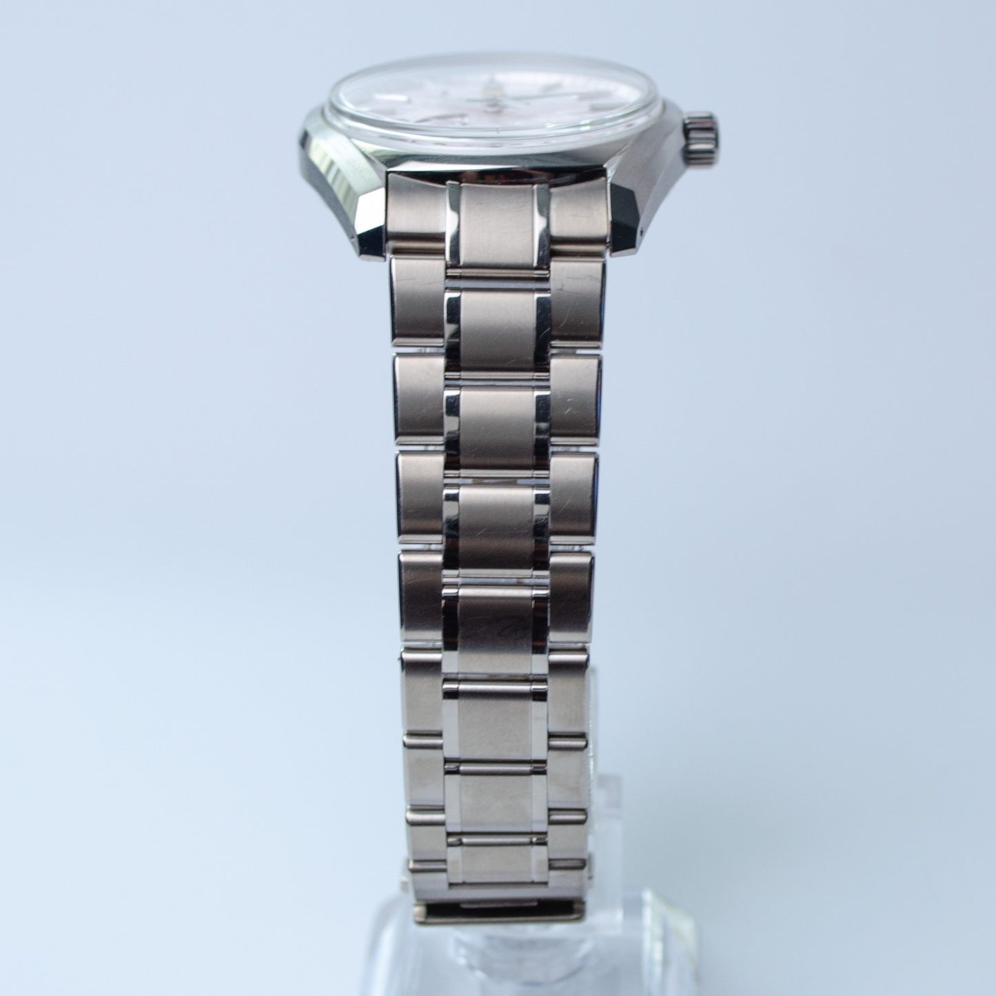 Grand Seiko Shunbun SBGA413 "Cherry Blossom" Spring Drive Titanium 40mm