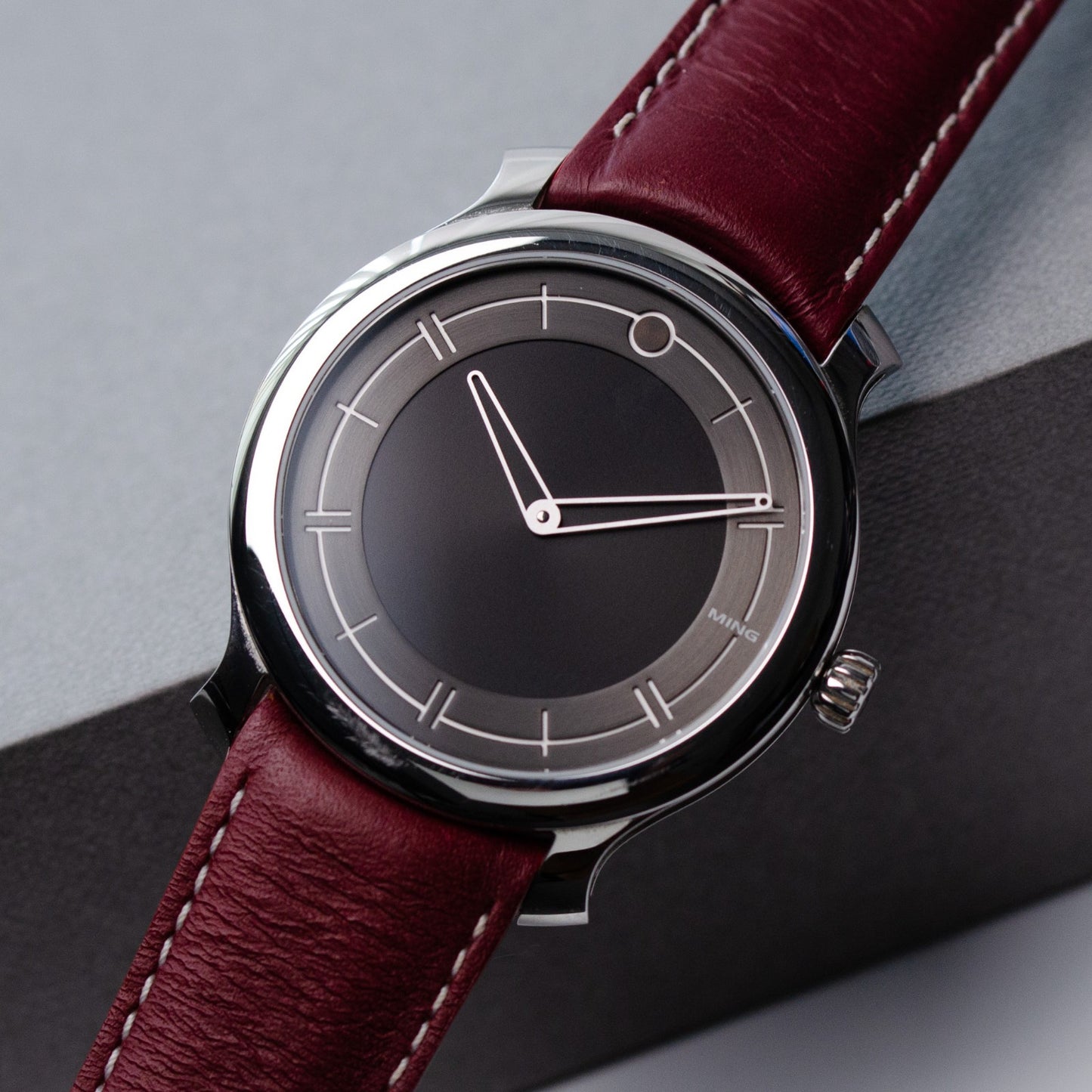 Ming 27.01 ULTRA THIN Box and Papers 2022