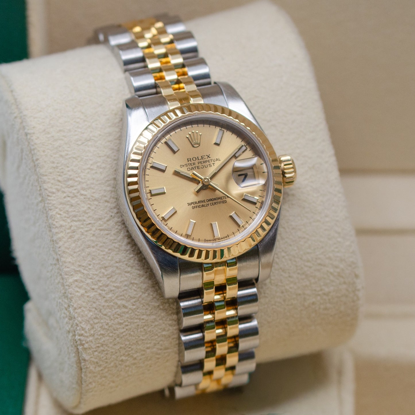 Rolex Lady-Datejust 26mm Champagne Dial Fluted Jubilee 179173