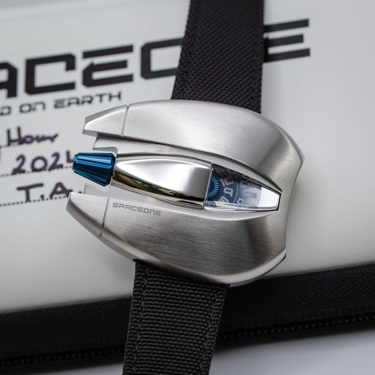 SpaceOne Jumping Hour Limited Topper Edition