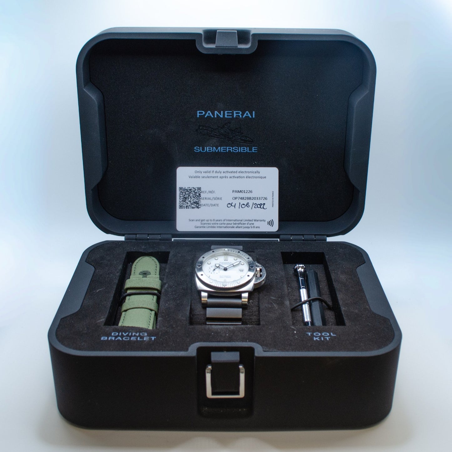 Panerai Submersible Quarantaquattro Bianco PAM 01226