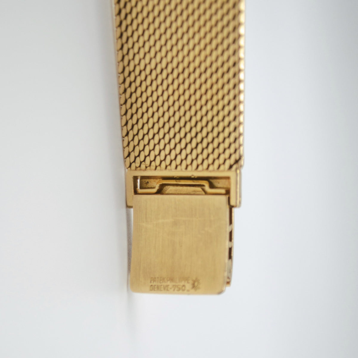 Patek Philippe Ref. 3553/1 18K Yellow Gold Bark Finish 1969 with Extract